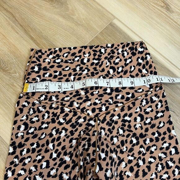 OFFLINE BY AERIE Real Me 7/8 Hi Rise Leopard Print Women's Leggings Size Medium - Picture 6 of 8